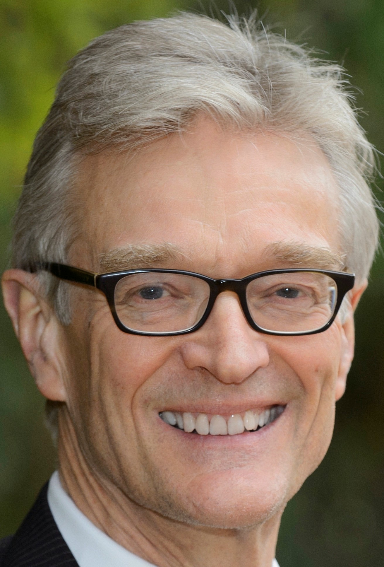 Nicholas Crane headshot